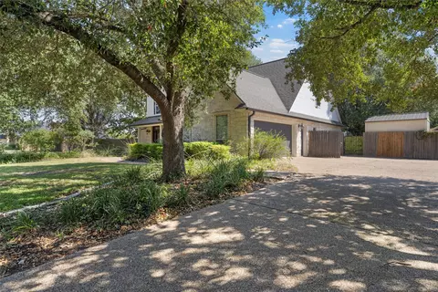 Exterior - 5624 Rosalie Dr, Waco, TX 76708 photo 3 of 8