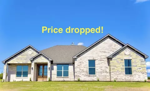 1029 Freedom Ct, Weatherford, TX 76088