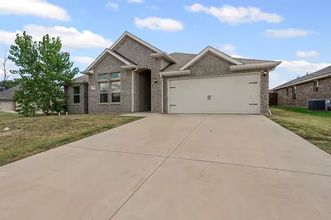 6528 Boot Jack Dr, Joshua, TX 76058