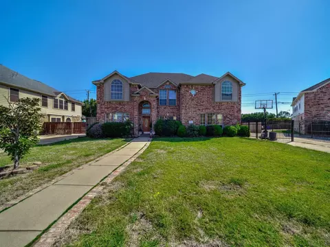 1002 Saint Gregory Dr, Mansfield, TX 76063