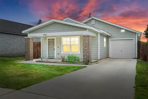 1420 Driess St, Fort Worth, TX 76104