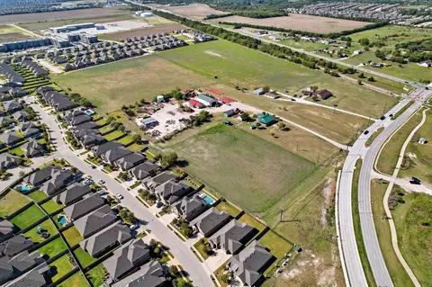 301 E Finley Blvd, Anna, TX 75409 photo 5