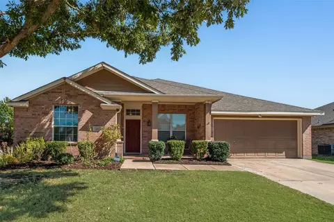 100 Hazelnut Trl, Forney, TX 75126