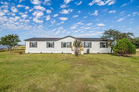 5921 Black Springs Ln, Joshua, TX 76058