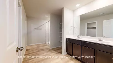 Entry Way - 2800 Taddy Rd, Lorena, TX 76655 photo 6 of 7