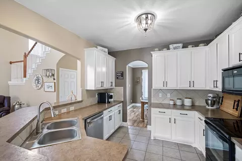 Kitchen - 4469 Etheridge Cir, Canton, TX 75103 photo 2 of 4