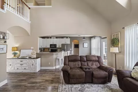 Entry Way - 4469 Etheridge Cir, Canton, TX 75103 photo 5 of 7