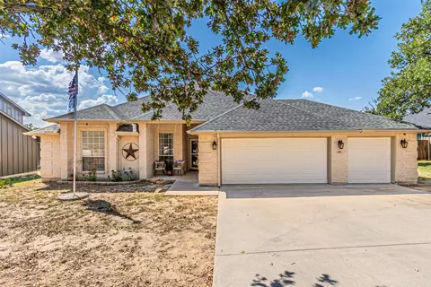 123 Jim Walter Dr, Runaway Bay, TX 76426
