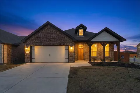 2053 Kelva Dr, Haslet, TX 76052