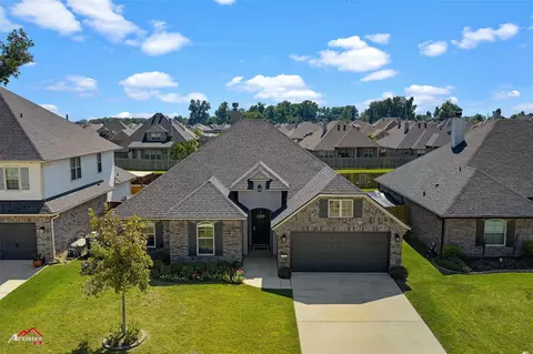115 Livingston Dr, Bossier City, LA 71112