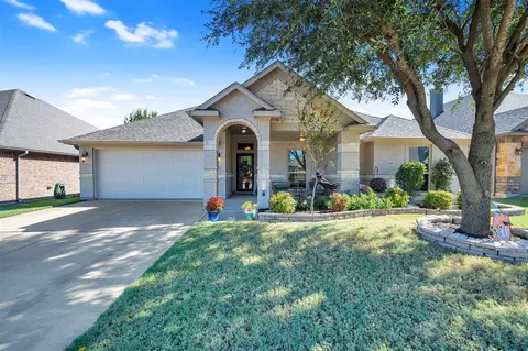 1663 Potomac Dr, Burleson, TX 76028