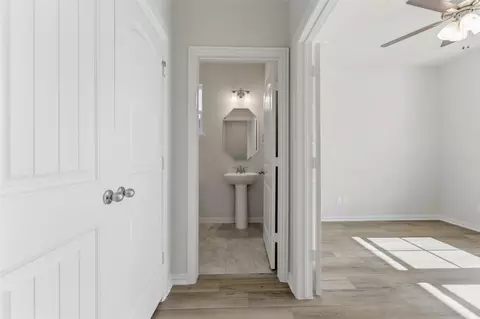 Entry Way - 2012 Velora Dr, Haslet, TX 76052 photo 2 of 8