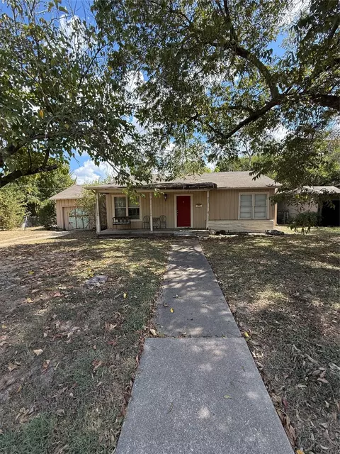 515 Patterson Dr, Mansfield, TX 76063