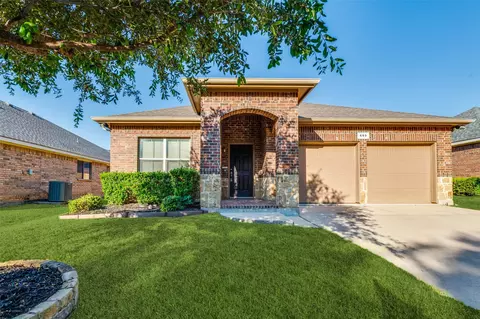 659 Owen Trl, Grand Prairie, TX 75051
