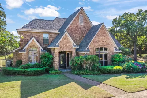 295 Oak Trail Dr, Double Oak, TX 75077