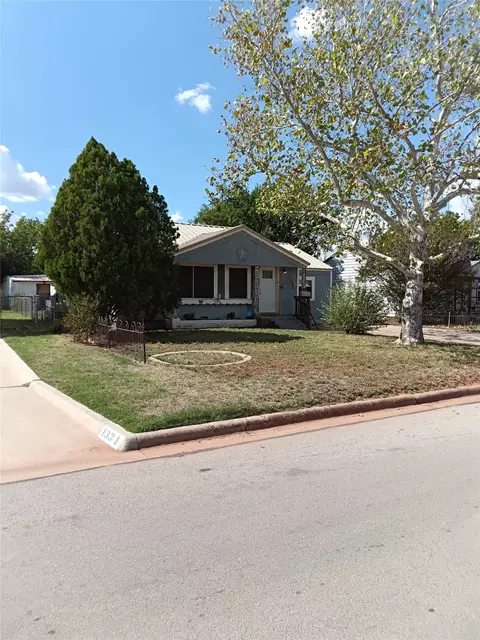 1342 Burger St, Abilene, TX 79603
