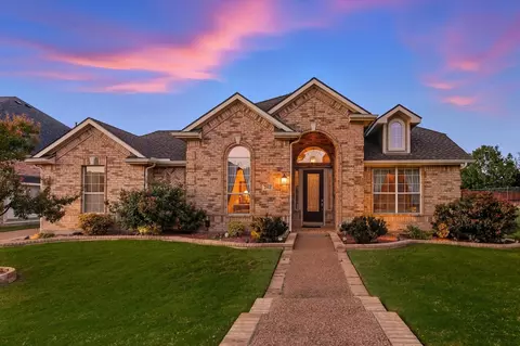 2012 Annabel Ave, Flower Mound, TX 75028