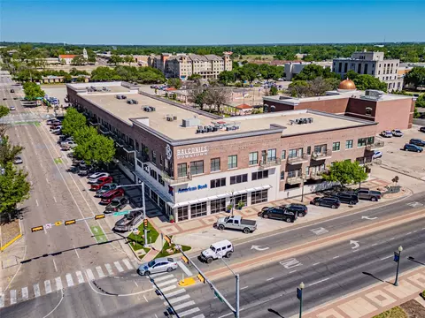 330 Austin Ave #322, Waco, TX 76701