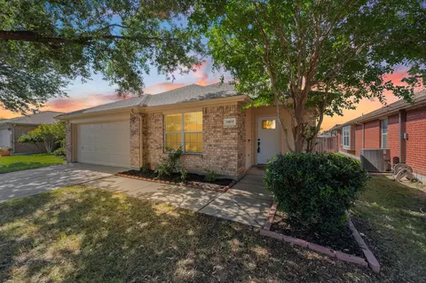 11517 Lauren Way, Fort Worth, TX 76244