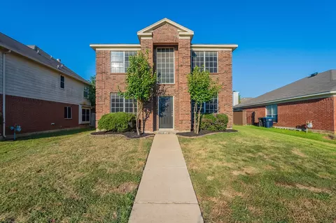 7755 Beaver Head Rd, Fort Worth, TX 76137