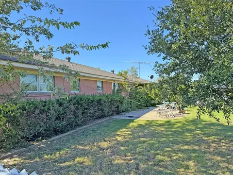 Exterior - 307 E 5th St, Prosper, TX 75078 photo 5 of 6