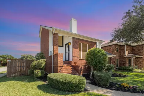 2926 Hunters Point Ln, Carrollton, TX 75007