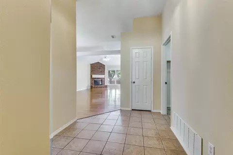 Entry Way - 816 E Huitt Ln, Euless, TX 76040 photo 1 of 2