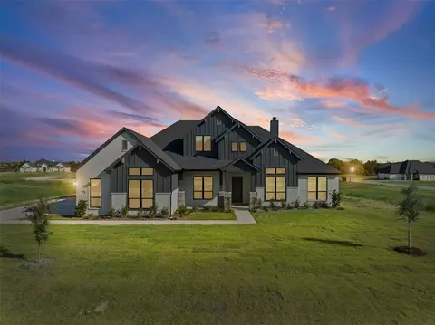 161 Aria Dr, Waxahachie, TX 75165