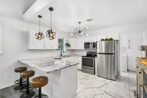 7204 Monterrey Dr, Fort Worth, TX 76112