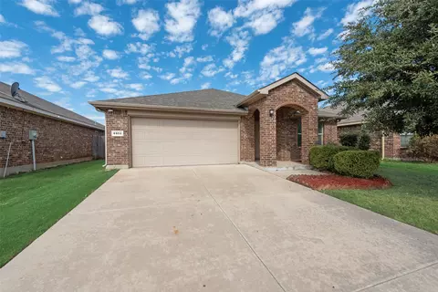 8852 Poynter St, Fort Worth, TX 76123