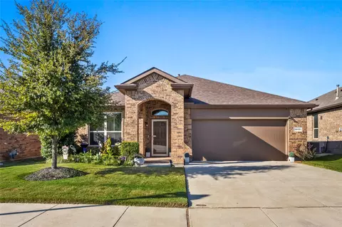 10121 Burtrum Dr, Fort Worth, TX 76177
