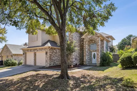 4800 Misty Ridge Dr, Fort Worth, TX 76137