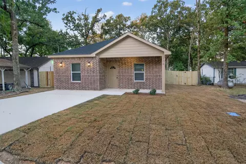 Exterior - 106 Comanche Dr, Mabank, TX 75156 photo 11 of 11
