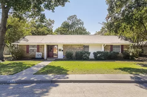 109 Dartmouth Dr, Waxahachie, TX 75165