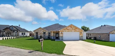 5565 Justine Pl, Fort Worth, TX 76126