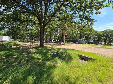 000 Red Bud Rd, Gun Barrel City, TX 75156