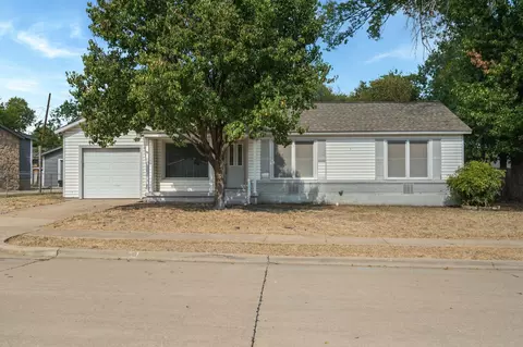 4809 Monna St, Haltom City, TX 76117