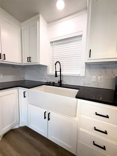 Kitchen - 903 E Hall St, Bangs, TX 76823 photo 2 of 3