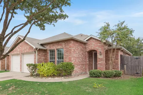 1030 Ingram Dr, Forney, TX 75126