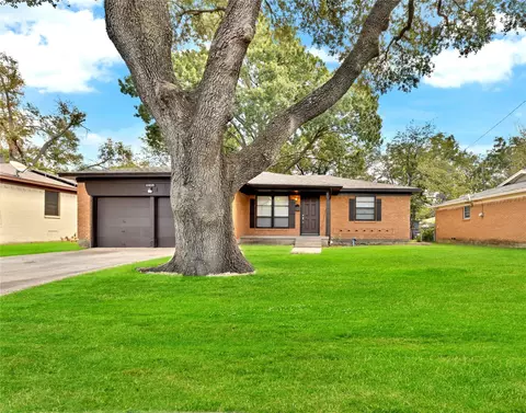 6468 Seco Blvd, Dallas, TX 75217