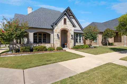 6001 Kessler Dr, North Richland Hills, TX 76180