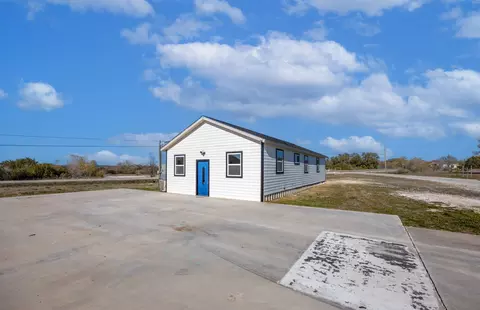 147 Western Lake Dr, Weatherford, TX 76087