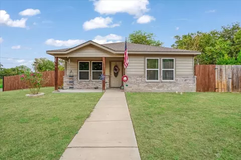 3201 King St, Greenville, TX 75401