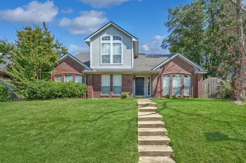 5806 Beacon Dr, Rowlett, TX 75089