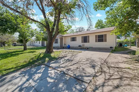 8417 Omaha Dr, White Settlement, TX 76108