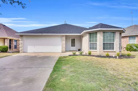 137 Old Settlers Trl, Waxahachie, TX 75167