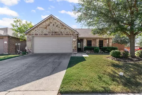 2029 Karsen Ln, Heartland, TX 75126
