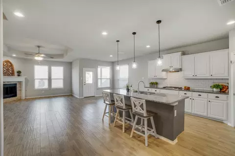Kitchen - 821 Meadows Dr, Argyle, TX 76226 photo 1 of 5