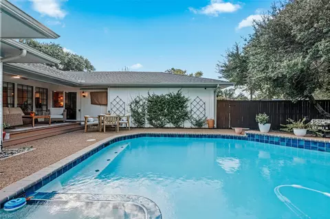 Exterior - 807 E Spring Valley Rd, Richardson, TX 75081 photo 3 of 9