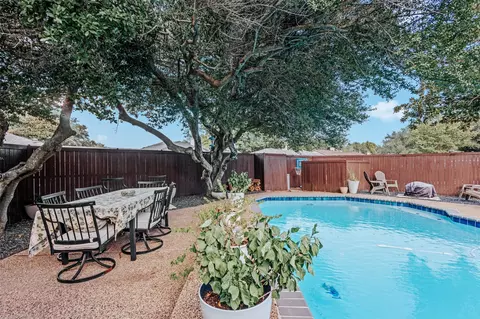 Exterior - 807 E Spring Valley Rd, Richardson, TX 75081 photo 4 of 9